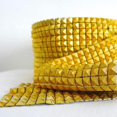 Belt with nails metal effect gold-coloured