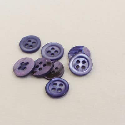 Violet button pearl effect