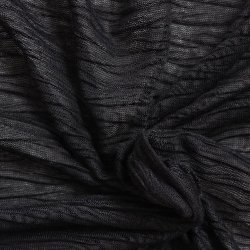 Tissu fin en maille noire à effet froissé