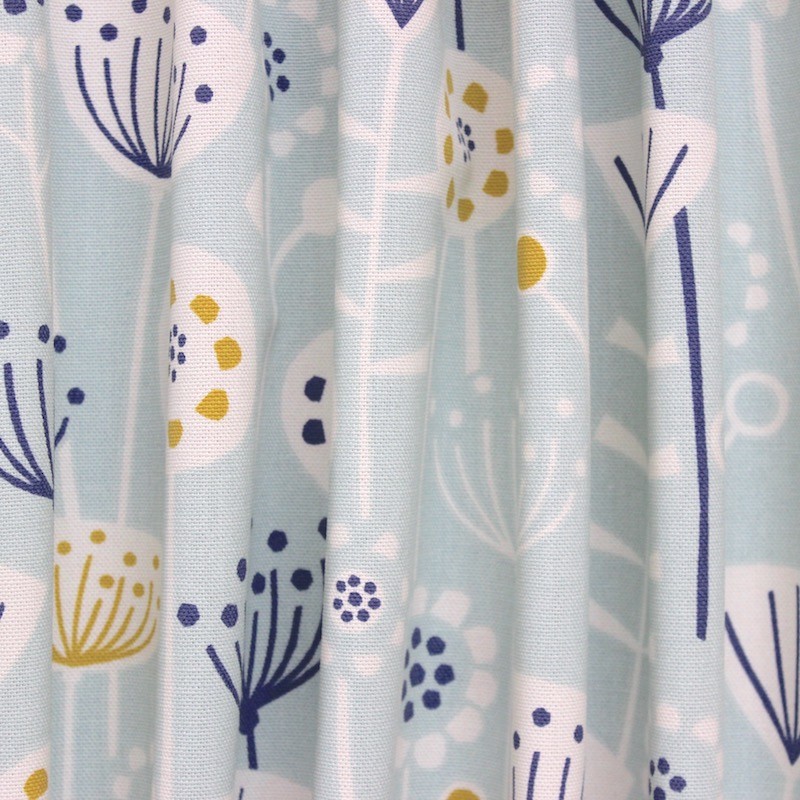 Tissu d'ameublement imprimé floral bleu