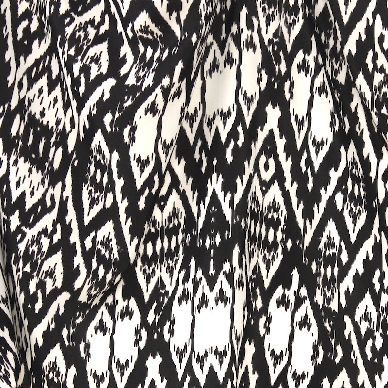 Satijn polyester met vintage geometrisch design