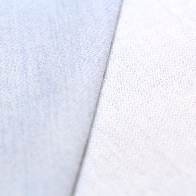 Tissu en coton gratté bleu givré à chevrons