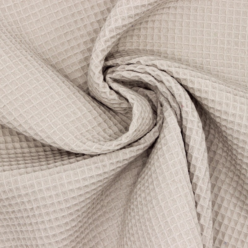 Piqué cotton with embossed honeycomb - ficelle 