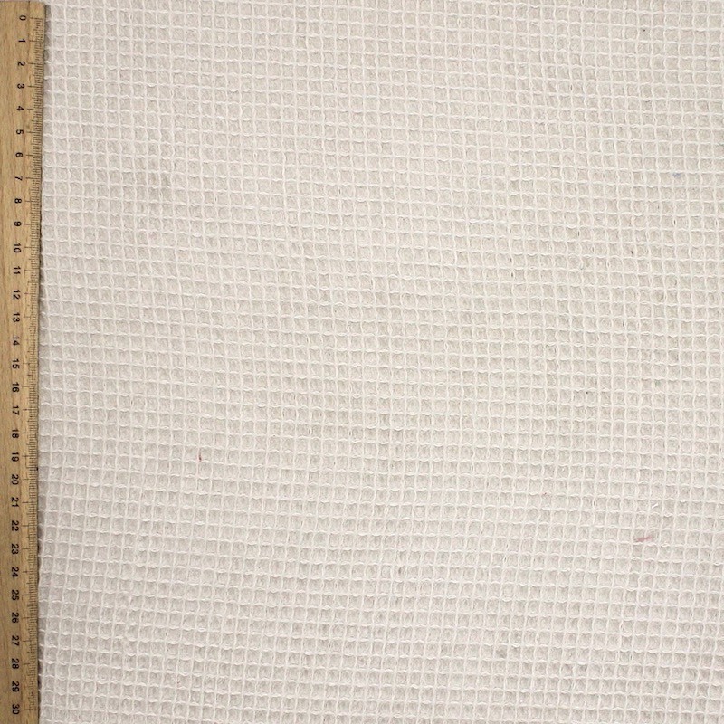 Piqué cotton with embossed honeycomb - ficelle 