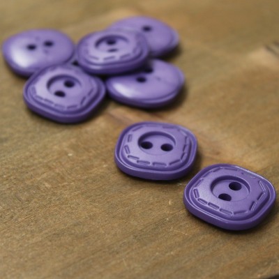 Rectangle resin button - purple 