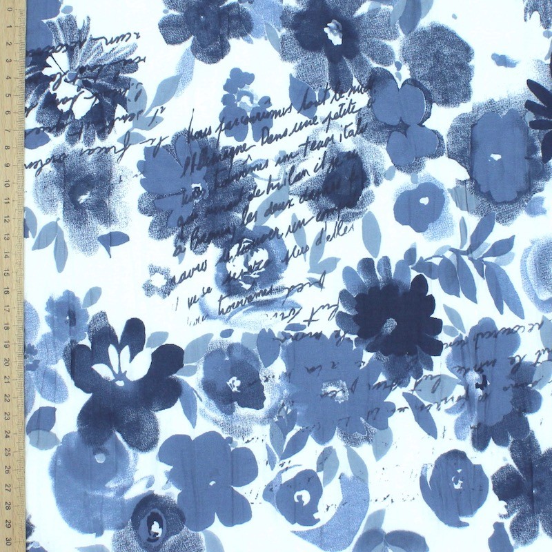Crumpled polyester with floral print