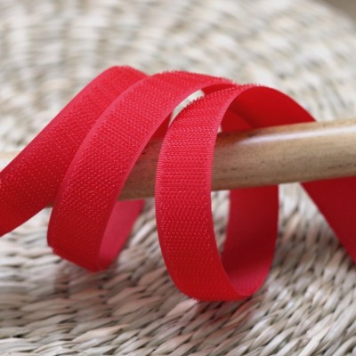 Velcro crochet  à coudre rouge
