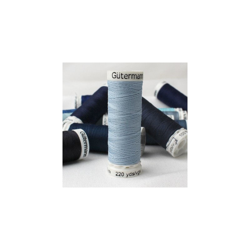 Blue sewing thread Gütermann 75
