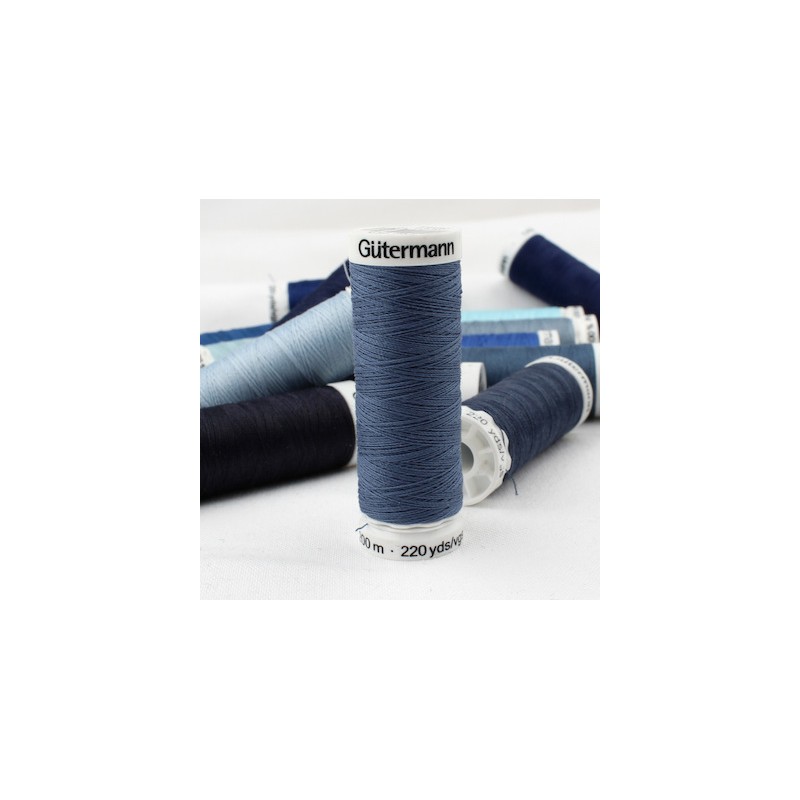 Blue sewing thread Gütermann 112