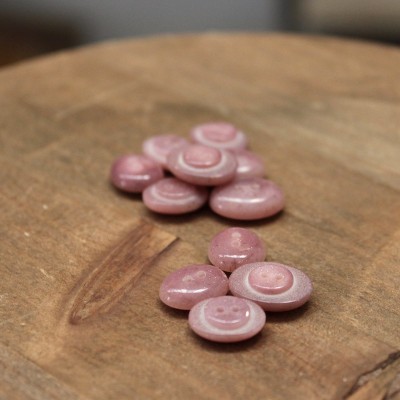 fantasy resin button - pink