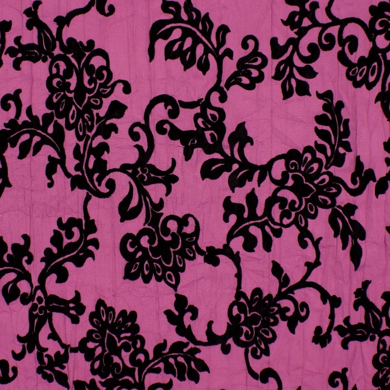 Crumpled polyester with flocked pattern