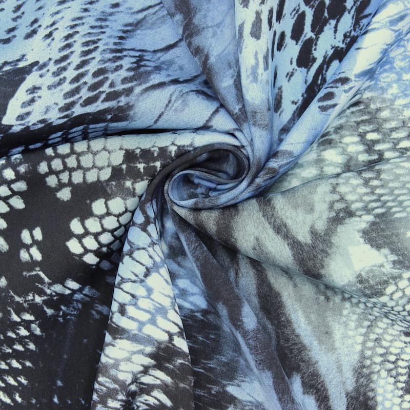 Printed polyester fabric