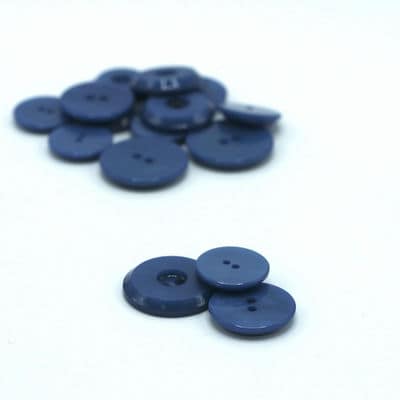 Round resin button - blue