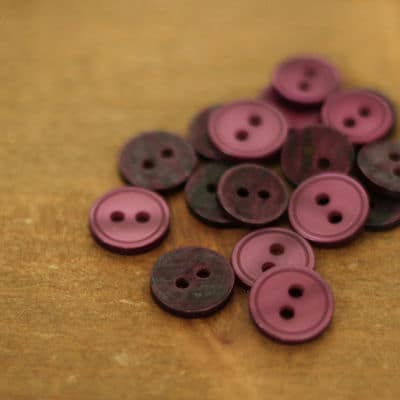 Round resin button - purple