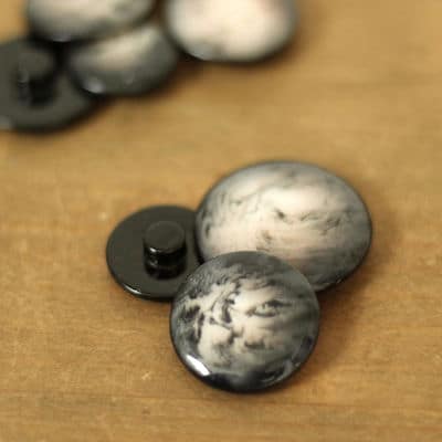 Resin button - black and pink