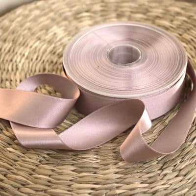Double-sided satin ribbon old pink with a grey appearance