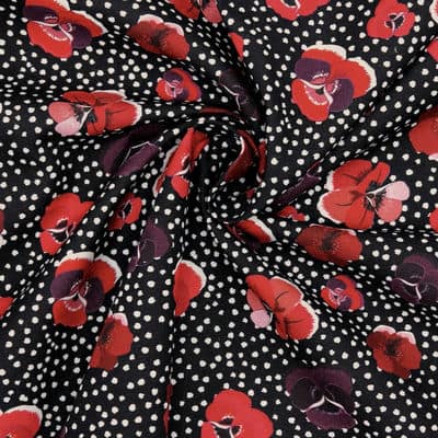 Cotton printed with "pansy flower" - black