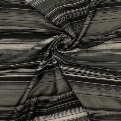 Tissu gris et noir à rayures