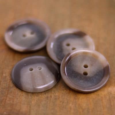 Resin button marbled brown