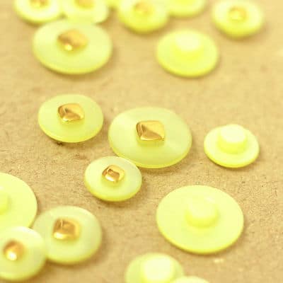 Vintage resin button - yellow and gold