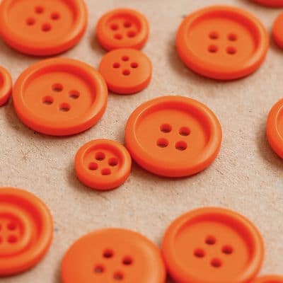 Round resin button - orange