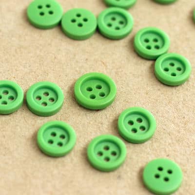 Resin button - green