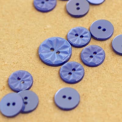 Round resin button - lavender blue