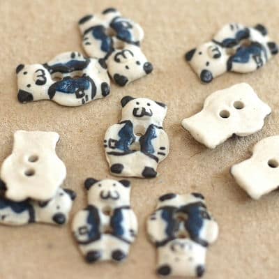 Ceramic little bear button