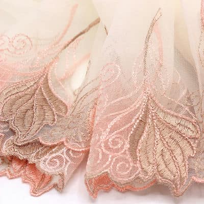 Embroidered tulle with leaves - pink