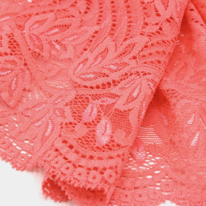 Extensible lace - coral