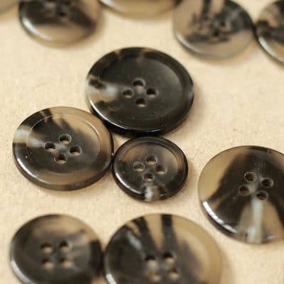 Button with ornament - transparent and black