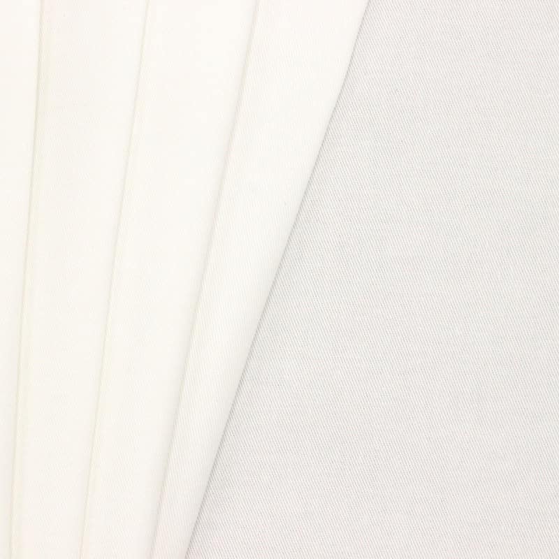 100% cotton with twill weave - white