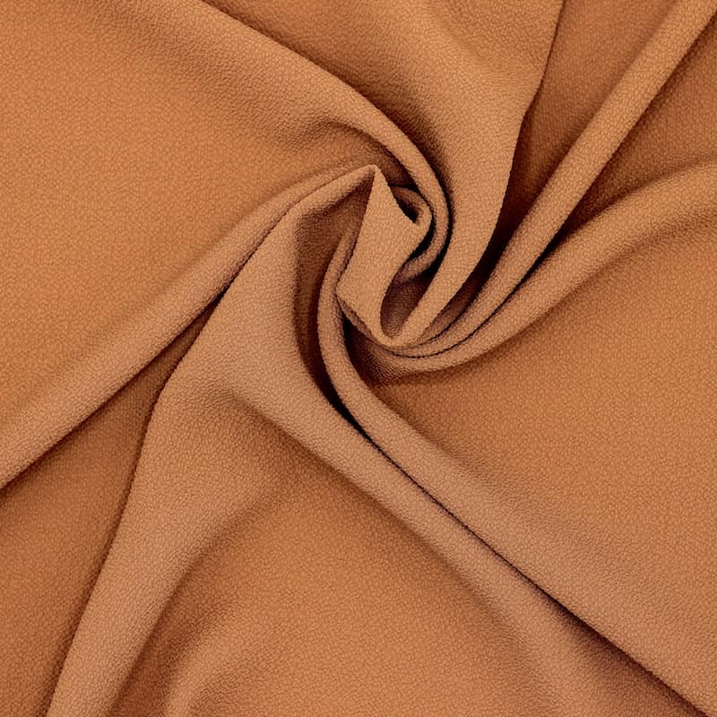 Light crêpe fabric in polyester - hazelnut brown