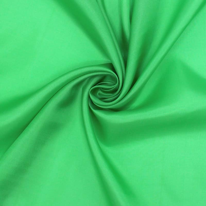 Tissu soie pongé vert