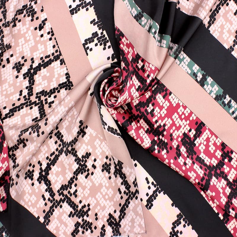 Printed polyester satin fabric - pink