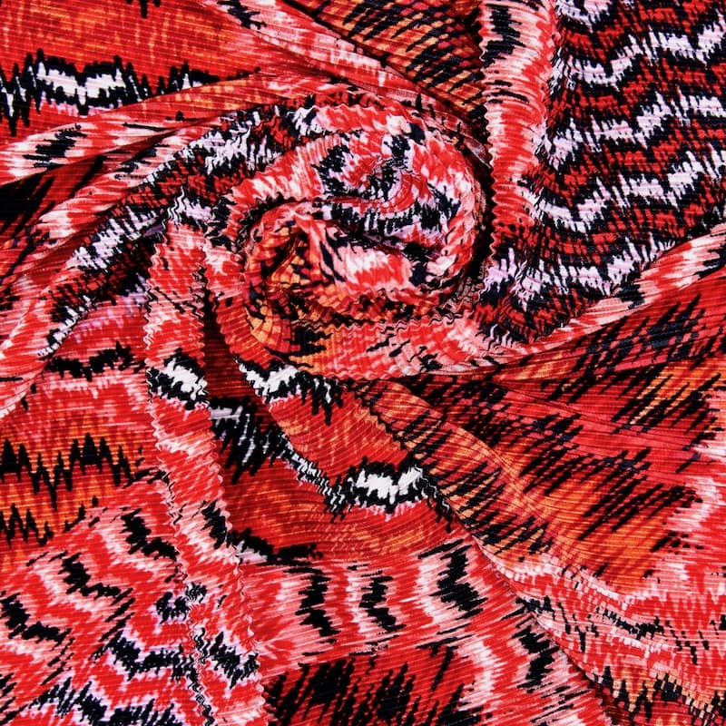 Plissé fabric in polyester - red