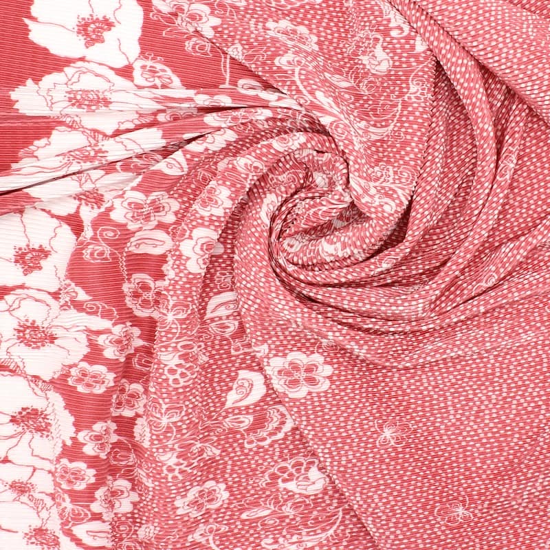 Plissé fabric in polyester with flowers - pink tea