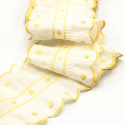 Embroidered gathered ribbon - off-white / yellow