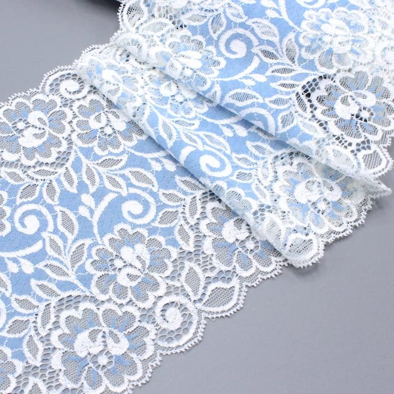 Extensible lace - white and blue