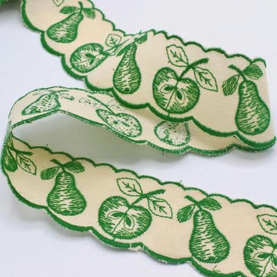 Ribbon with embroidered fruit - ecru / green