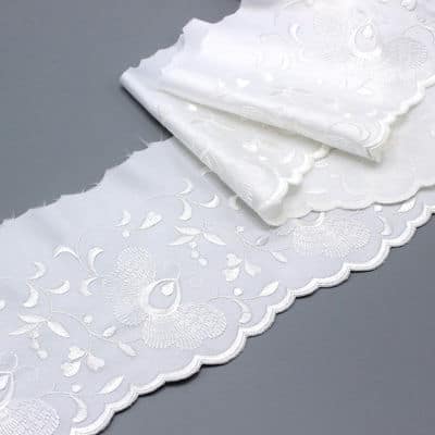 Embroidered ribbon - satined white