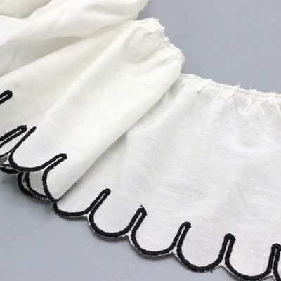 Gathered embroidered ribbon - off-white / black