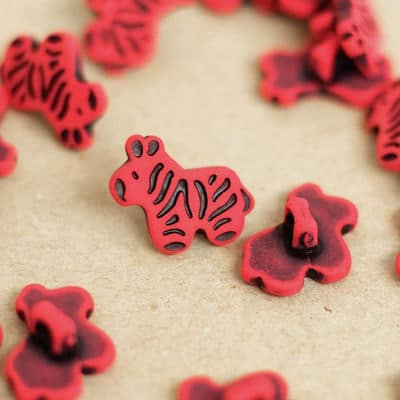 Zebra resin button - red and black