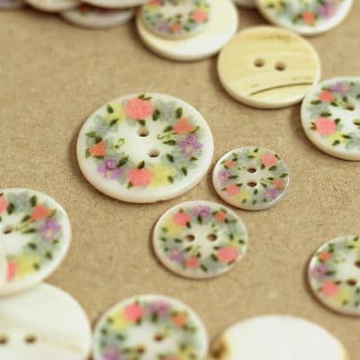 Vintage pearly button