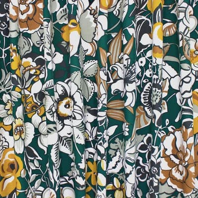 Cotton with flowers - green
