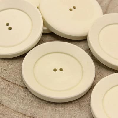 Vintage button with 4 holes - off-white