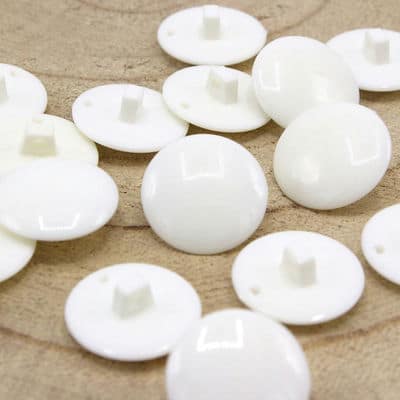Round button - shiny white 