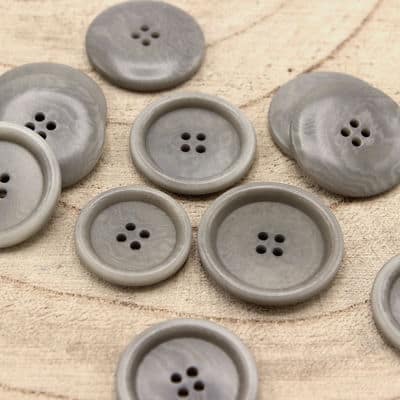 Fantasy button - grey