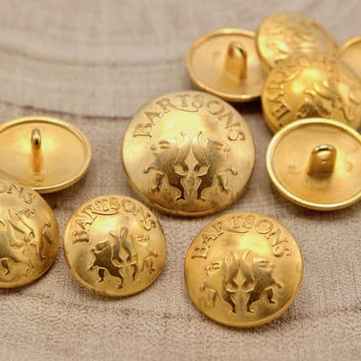 Metal button with coat of arms - gold