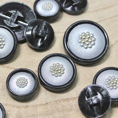 Fantasy button - black and silver
